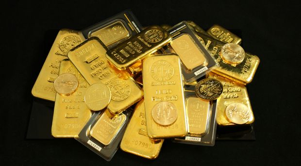 احباط تهريب 100 كيلوجرام من الذهب و 1,5مليون يورو في مطار مصراتة